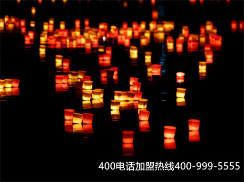 (400電話的專屬設(shè)置,讓客戶可以更容易記住企業(yè))(400電話辦理的費用怎么樣比較便宜？話機(jī)設(shè)置會影響服務(wù)質(zhì)量嗎？)