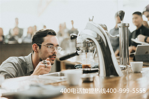 (400電話是不是收費(fèi)的)(什么是400電話？收費(fèi)標(biāo)準(zhǔn)如何)